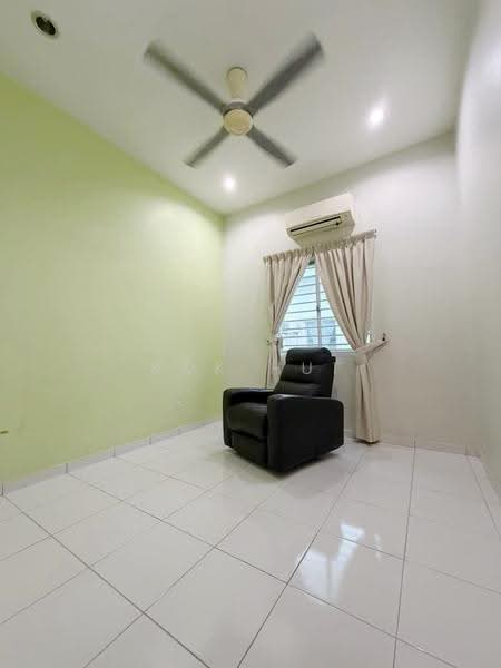 Rumah Teres 2-Tingkat untuk Dijual di Taman Setia Indah (Tebrau) - Kok Hui - Living Room - PropertyGuru.com.my