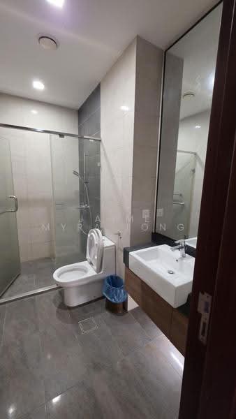 Kondominium untuk Dijual di Harrington Suites - Jaime Myra Tong - Bathroom - PropertyGuru.com.my