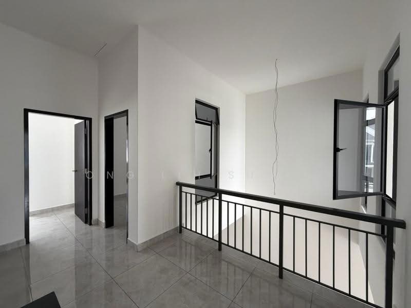 Rumah Teres 2-Tingkat untuk Dijual di Taman Impian Emas (Skudai) - Ong Lih Shyan - Corridor - PropertyGuru.com.my