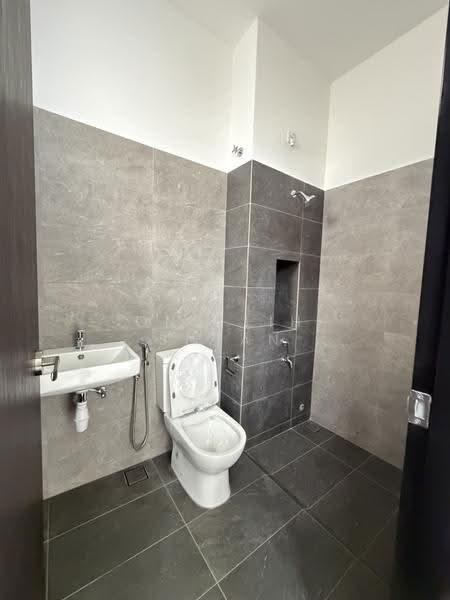 Rumah Teres 2-Tingkat untuk Dijual di Taman Impian Emas (Skudai) - Ong Lih Shyan - Bathroom - PropertyGuru.com.my