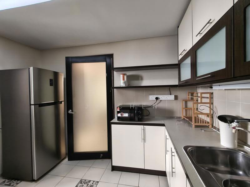 Service Residence for Sale at i-Zen @ Kiara 2 - Jo Chen - Kitchen - PropertyGuru.com.my