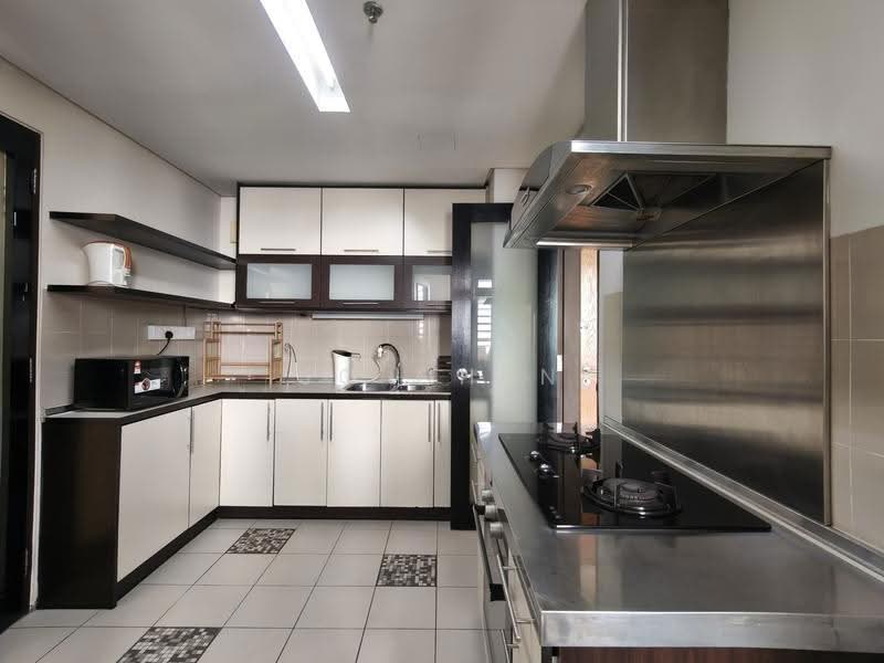 Service Residence for Sale at i-Zen @ Kiara 2 - Jo Chen - Kitchen - PropertyGuru.com.my