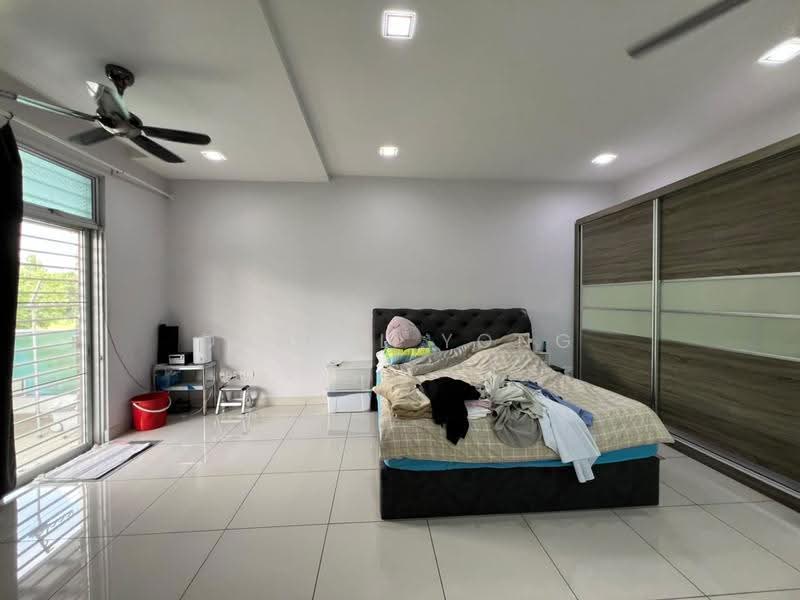 Rumah Teres 2-Tingkat untuk Dijual di Taman Gaya (Ulu Tiram) - Daniel Yong - Bedroom - PropertyGuru.com.my