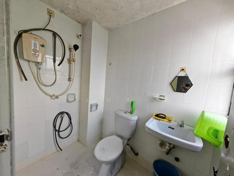 Condominium for Sale at Casa Tebrau @ Seri Palma - JAN AU - Bathroom - PropertyGuru.com.my