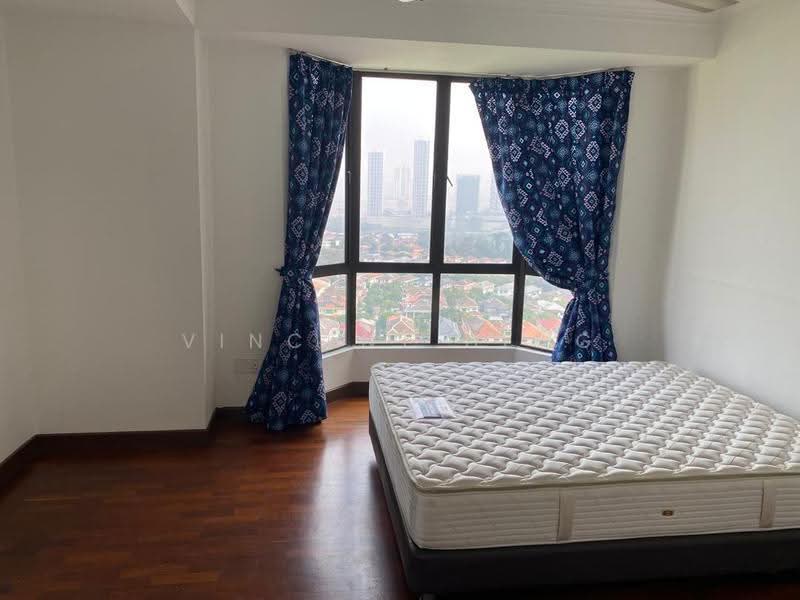 Kondominium untuk Disewa di Casa Tropicana - Vincent Heng - Bedroom - PropertyGuru.com.my