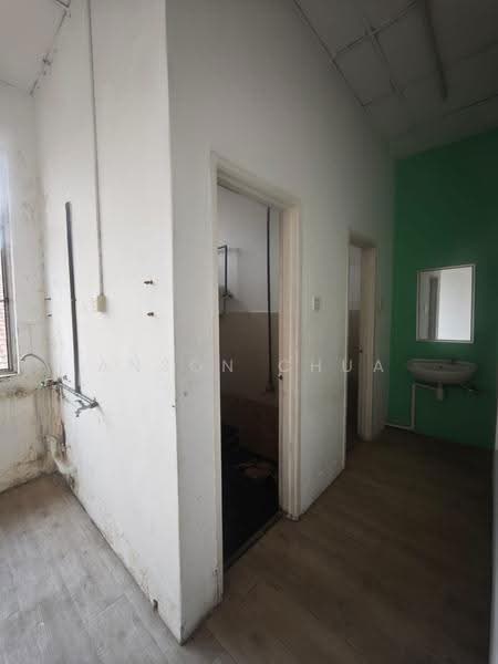 Shop / Office for Rent in Bukit Indah (Iskandar Puteri (Nusajaya)) - Anson Chua - Bathroom - PropertyGuru.com.my