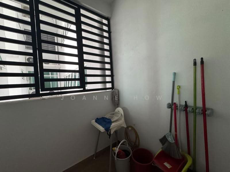 Service Residence for Sale at Parkland Residence - Joanne How - Balcony - PropertyGuru.com.my