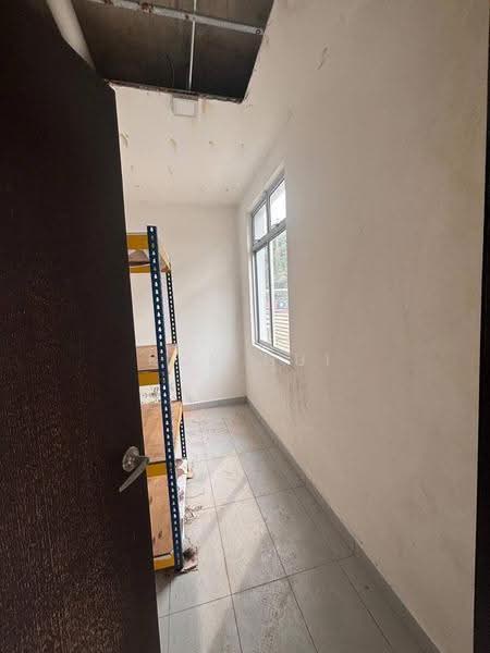 2-storey Terraced House for Sale in Taman Molek (Johor Bahru) - Kok Hui - PropertyGuru.com.my