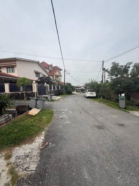 Rumah Banglo untuk Dijual di Taman Century (Johor Bahru) - Ray Tung - PropertyGuru.com.my