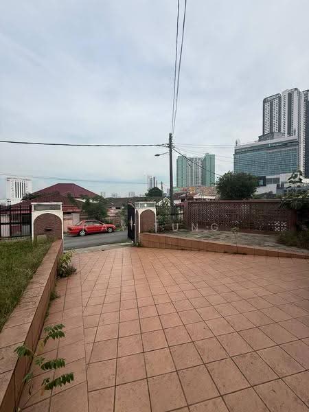 Rumah Banglo untuk Dijual di Taman Century (Johor Bahru) - Ray Tung - PropertyGuru.com.my