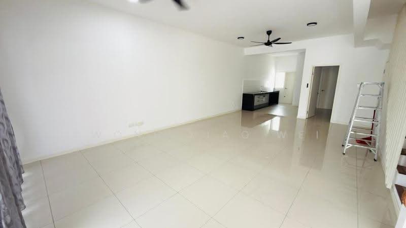 2-storey Terraced House for Rent in Kota Emerald (Rawang) - Kwong Xiao Wei - Living Room - PropertyGuru.com.my