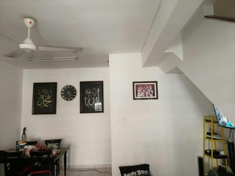 2-storey Terraced House for Sale in Johor Bahru (Johor) - Ester Wong - Dining Room - PropertyGuru.com.my