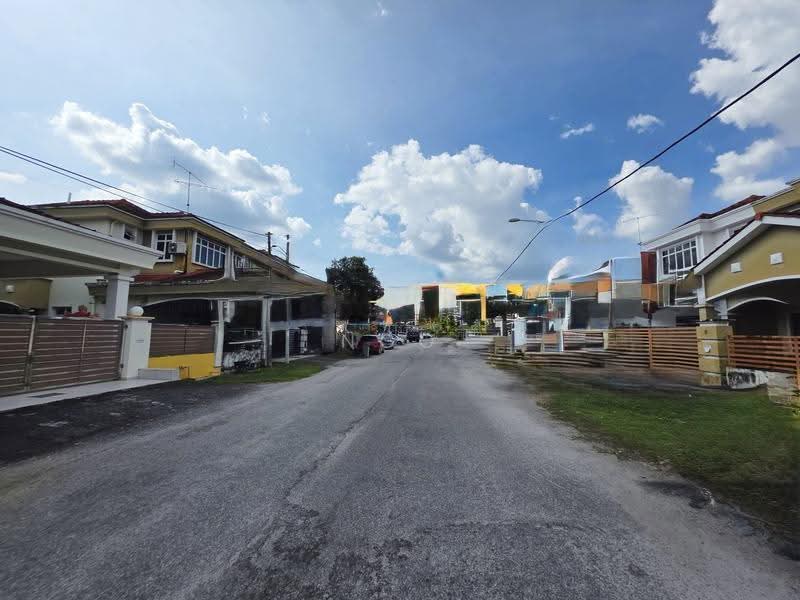Semi-Detached House for Sale in Batu Pahat (Johor) - NGO - Exterior - PropertyGuru.com.my