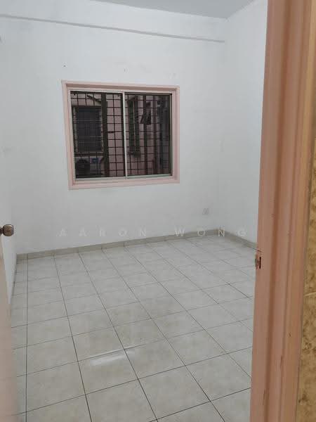 Service Residence for Rent at Taman Seri Taming - Aaron Wong - Interior - PropertyGuru.com.my