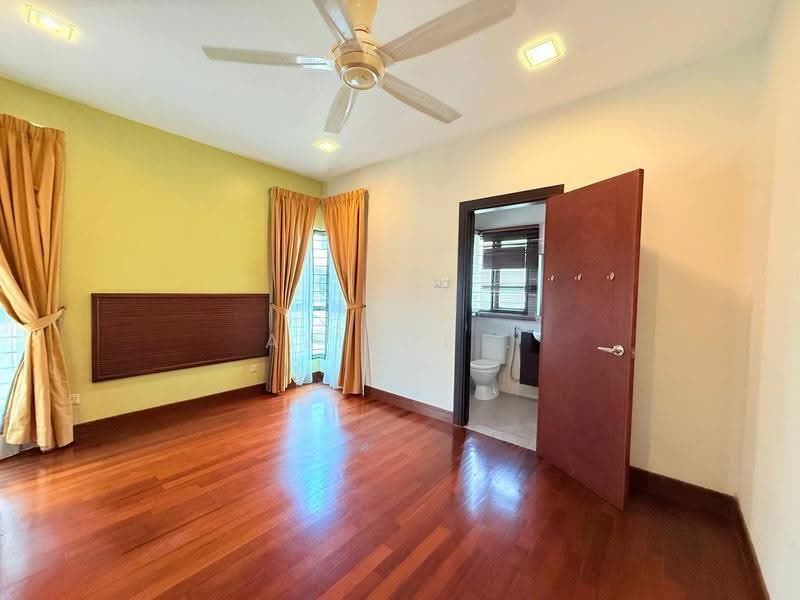 Semi-Detached House for Sale in KL City Centre (Kuala Lumpur) - Azizol . - Bedroom - PropertyGuru.com.my