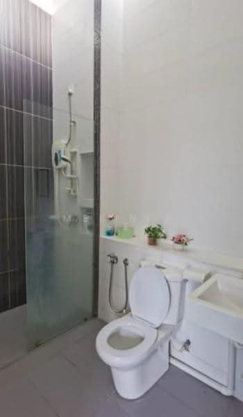 2-storey Terraced House for Sale in Setia Eco Cascadia (Tebrau) - Melinda Ee - Bathroom - PropertyGuru.com.my