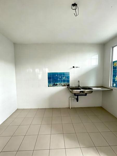 Pangsapuri untuk Disewa di Genesis Walk - Jeno Tan - Kitchen - PropertyGuru.com.my