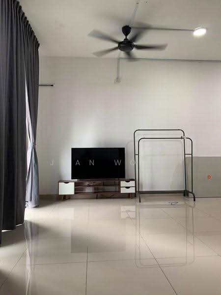 Pangsapuri untuk Disewa di Austin Regency (Pangsapuri Austin Perdana) - Jean Wong - Living Room - PropertyGuru.com.my