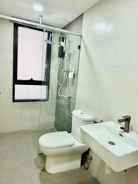 Kediaman Servis untuk Disewa di Solstice @ Pan'gaea - Luwis Ling - Bathroom - PropertyGuru.com.my