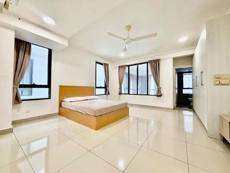 Kediaman Servis untuk Disewa di Solstice @ Pan'gaea - Luwis Ling - Bedroom - PropertyGuru.com.my