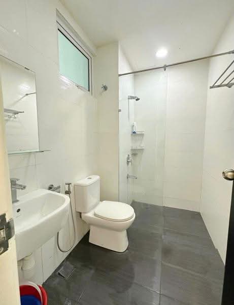 Service Residence for Sale at Twin Galaxy (Dwi Galaksi) - Carson . - Bathroom - PropertyGuru.com.my
