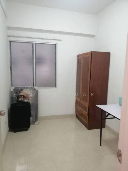 Kondominium untuk Disewa di Sea View Tower - Mike Kuar - Bedroom - PropertyGuru.com.my