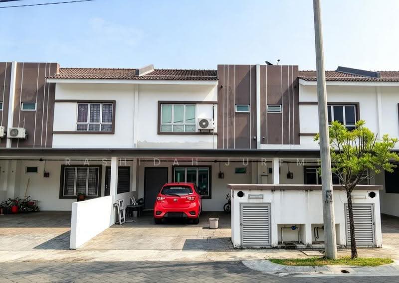 Terraced House for Sale in Kuala Selangor (Selangor) - Rashidah Juremi - Exterior - PropertyGuru.com.my