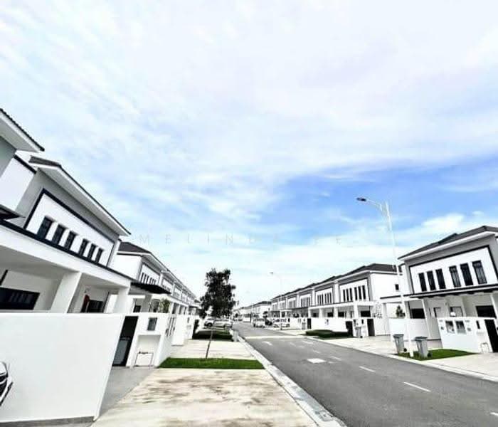 Rumah Teres 2-Tingkat untuk Disewa di Taman Eko Botanic (Gelang Patah) - Melinda Ee - Exterior - PropertyGuru.com.my