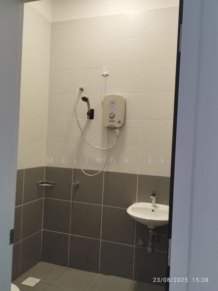 Rumah Teres 2-Tingkat untuk Disewa di Taman Eko Botanic (Gelang Patah) - Melinda Ee - Bathroom - PropertyGuru.com.my