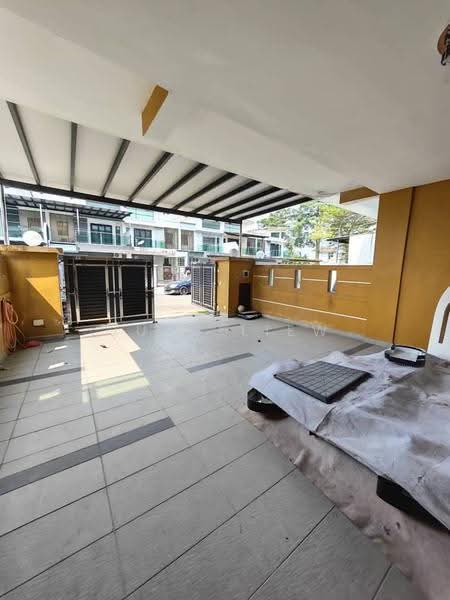 2-storey Terraced House for Sale in Taman Bestari Indah (Ulu Tiram) - Junz Liew - PropertyGuru.com.my