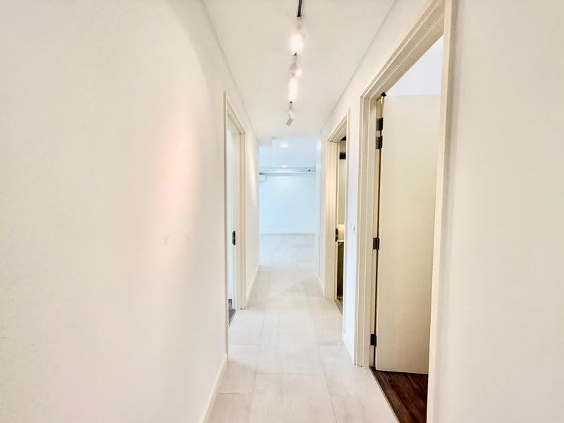 Service Residence for Rent at Jendela Residences - Yin Peng . - Corridor - PropertyGuru.com.my