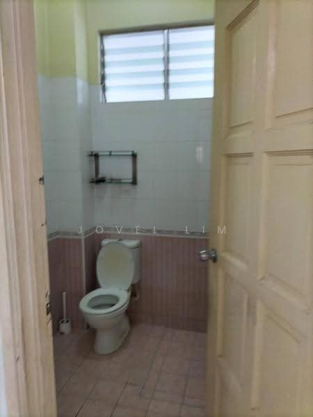 Apartment for Sale at Melana Apartment - Jovel Lim - Bathroom - PropertyGuru.com.my
