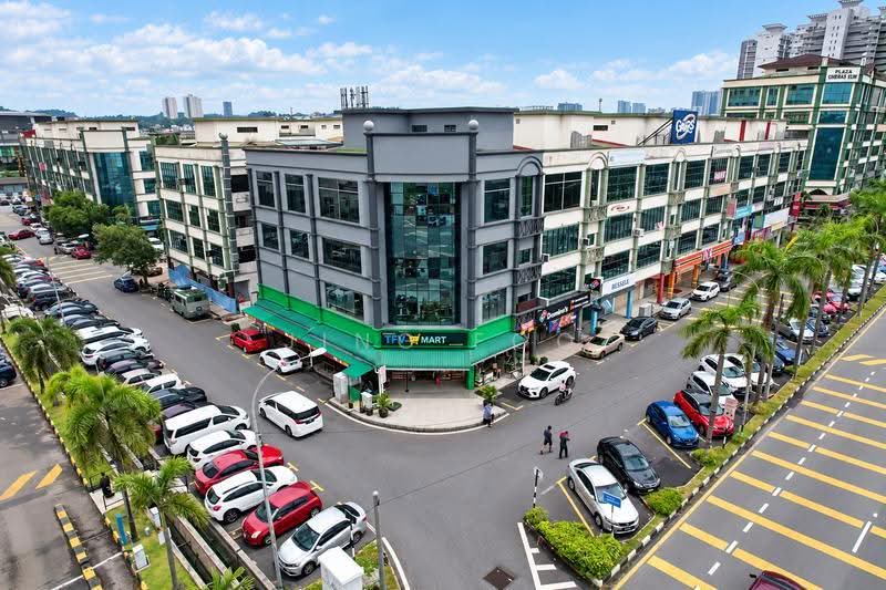 Shop for Rent in Taman Sri Serdang (Seri Kembangan) - Jing Foo - Exterior - PropertyGuru.com.my