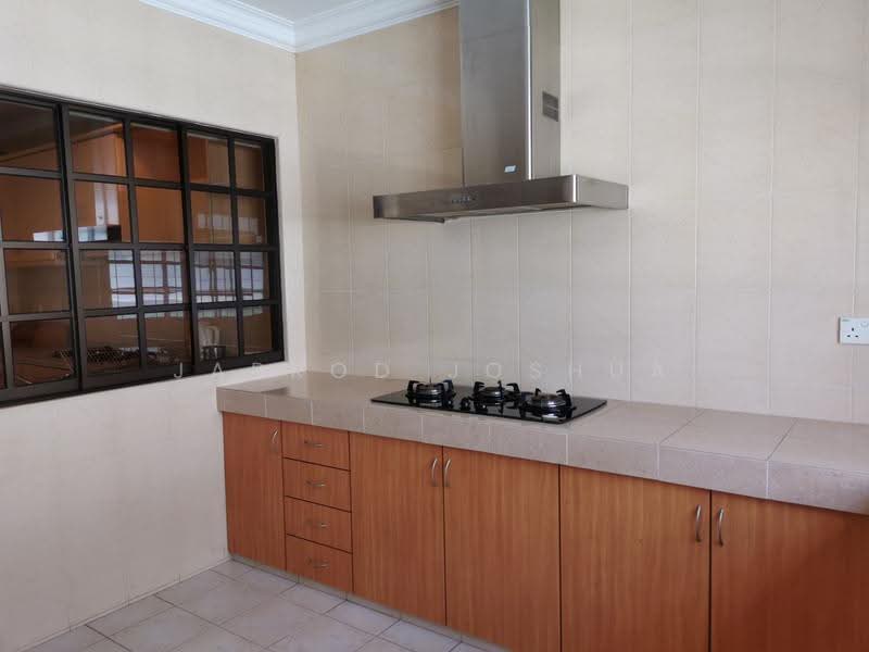 Rumah Teres 2-Tingkat untuk Disewa di Bangsar Baru (Bangsar) - Jarrod Joshua - Kitchen - PropertyGuru.com.my