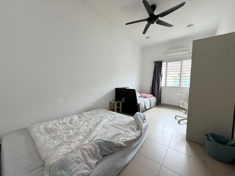 2-storey Terraced House for Sale in Subang Bestari (Shah Alam) - Derrick Ang - Bedroom - PropertyGuru.com.my