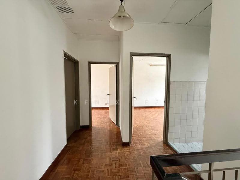 2-storey Terraced House for Sale in Usj 2 (Subang Jaya) - Kenix Lee - Corridor - PropertyGuru.com.my
