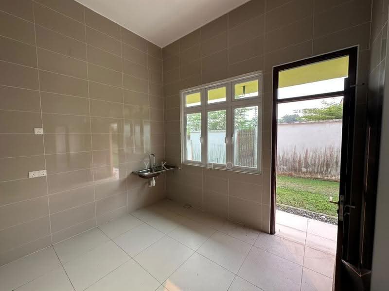 Bungalow House for Rent in Ampang (Selangor) - YK. Ho - Kitchen - PropertyGuru.com.my