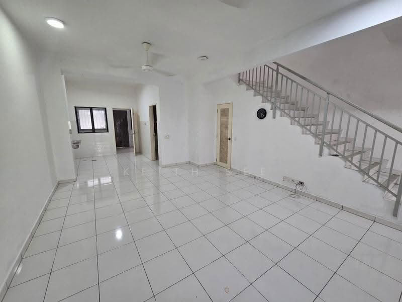 2-storey Terraced House for Rent in Setia Alam (Selangor) - Keith See - Living Room - PropertyGuru.com.my