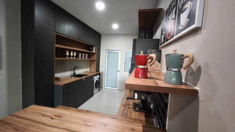 2-storey Terraced House for Sale in Bandar Baru Kundang (Rawang) - Kelvin Lu - Kitchen - PropertyGuru.com.my
