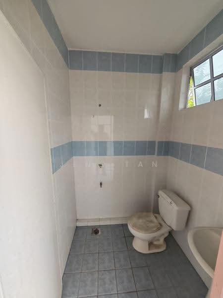 2-storey Terraced House for Sale in Kuching (Sarawak) - Jeno Tan - Bathroom - PropertyGuru.com.my