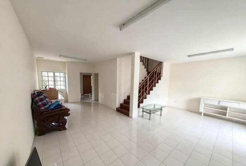 2-storey Terraced House for Sale in Kuching (Sarawak) - Jeno Tan - Living Room - PropertyGuru.com.my