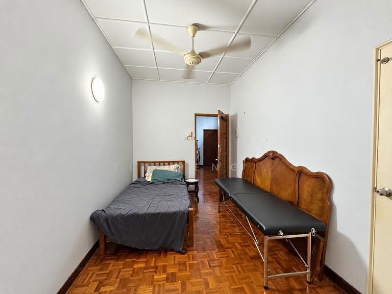 2-storey Terraced House for Sale in Taman Tun Dr Ismail (Kuala Lumpur) - Yin Peng . - Bedroom - PropertyGuru.com.my