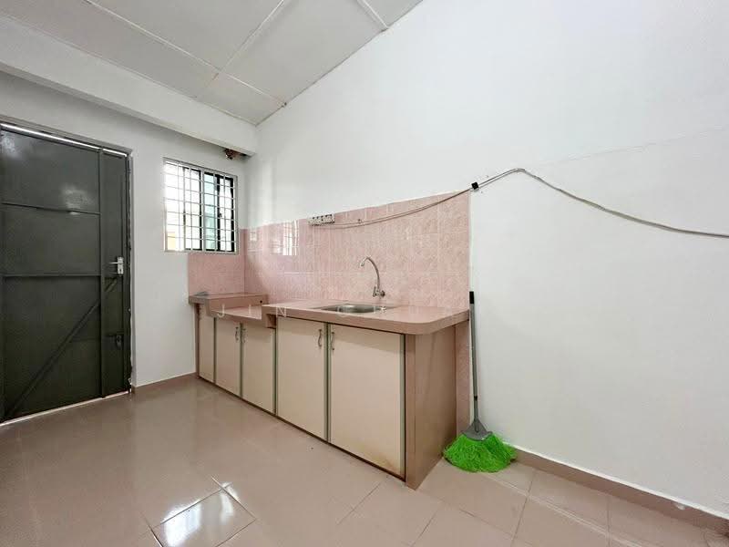 Rumah Teres 1-Tingkat untuk Dijual di Taman Selasih (Kulim) - Jin Chuah - Kitchen - PropertyGuru.com.my