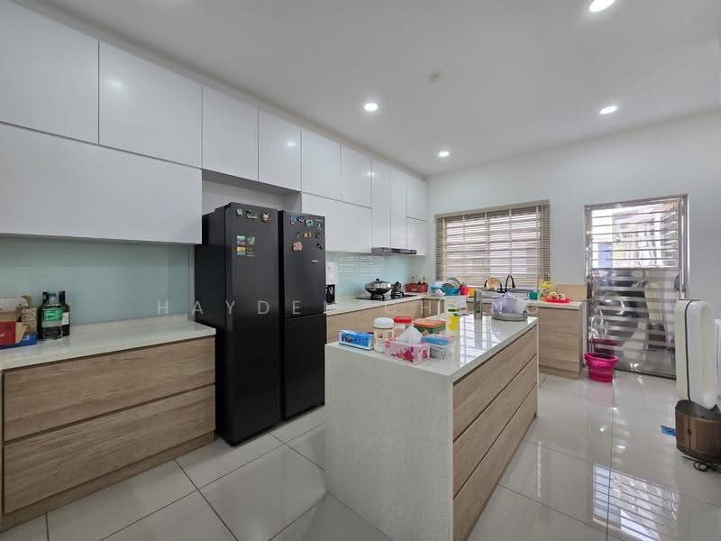 Rumah Teres untuk Dijual di Pasir Gudang (Johor) - Hayden Chong - Kitchen - PropertyGuru.com.my