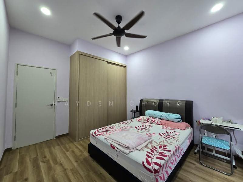 Rumah Teres untuk Dijual di Pasir Gudang (Johor) - Hayden Chong - Bedroom - PropertyGuru.com.my