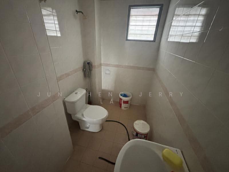 Terraced House for Sale in Kota Kemuning (Shah Alam) - Jun Sheng Jerry Lai - Bathroom - PropertyGuru.com.my