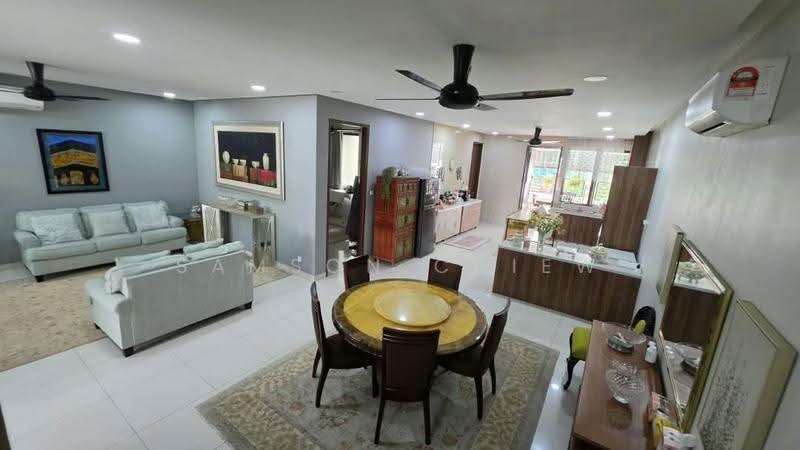 Rumah Teres untuk Dijual di Temasya Glenmarie (Glenmarie) - Samson Chiew - Living Room - PropertyGuru.com.my
