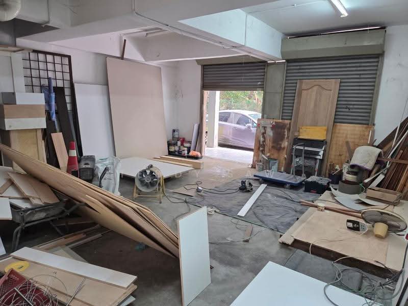 Kedai untuk Dijual di Pusat Bandar Putra Permai (Seri Kembangan) - Teddy Saw - PropertyGuru.com.my