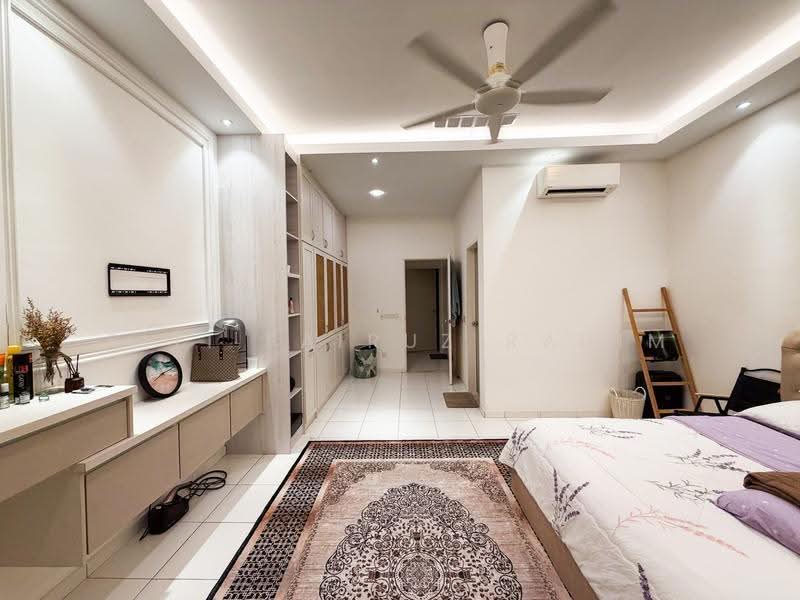Rumah Teres 2-Tingkat untuk Dijual di Eco Grandeur (Puncak Alam) - Siti Fairuz Rahim - Bedroom - PropertyGuru.com.my