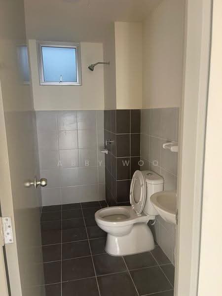 Pangsapuri untuk Disewa di Melodi Perdana - Abby Woo - Bathroom - PropertyGuru.com.my